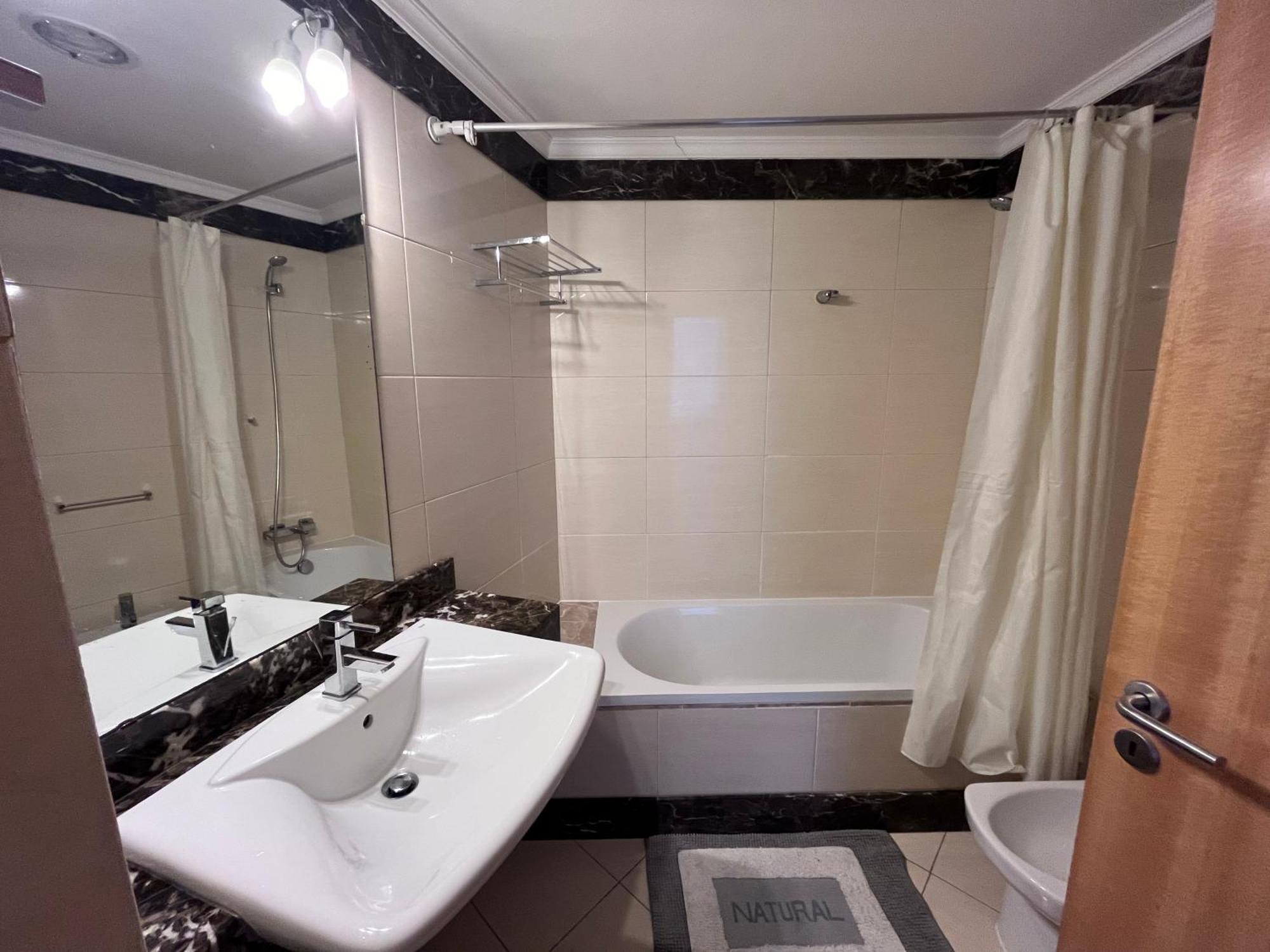 Apartment Machico Near The Beach Esterno foto